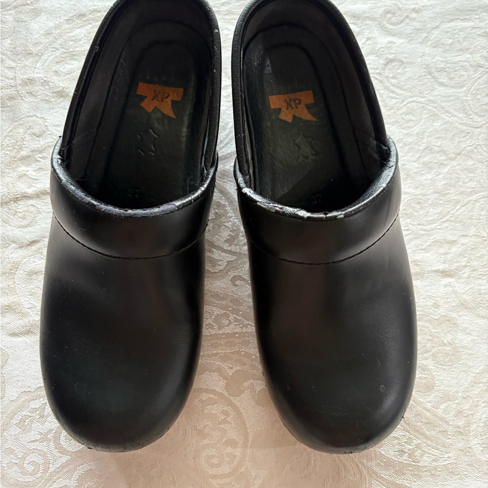 Dansko Black Women's Mules